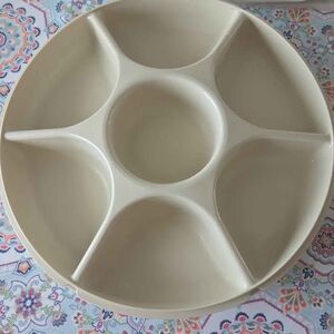 Tupperware divided serving relish dish
